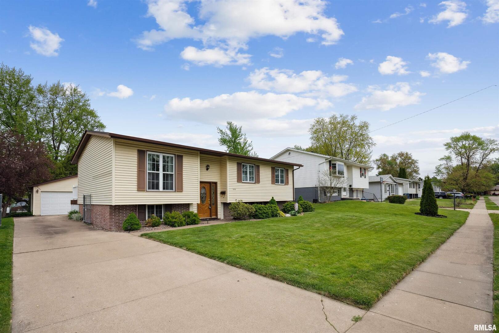 1918 BRISTOL Drive