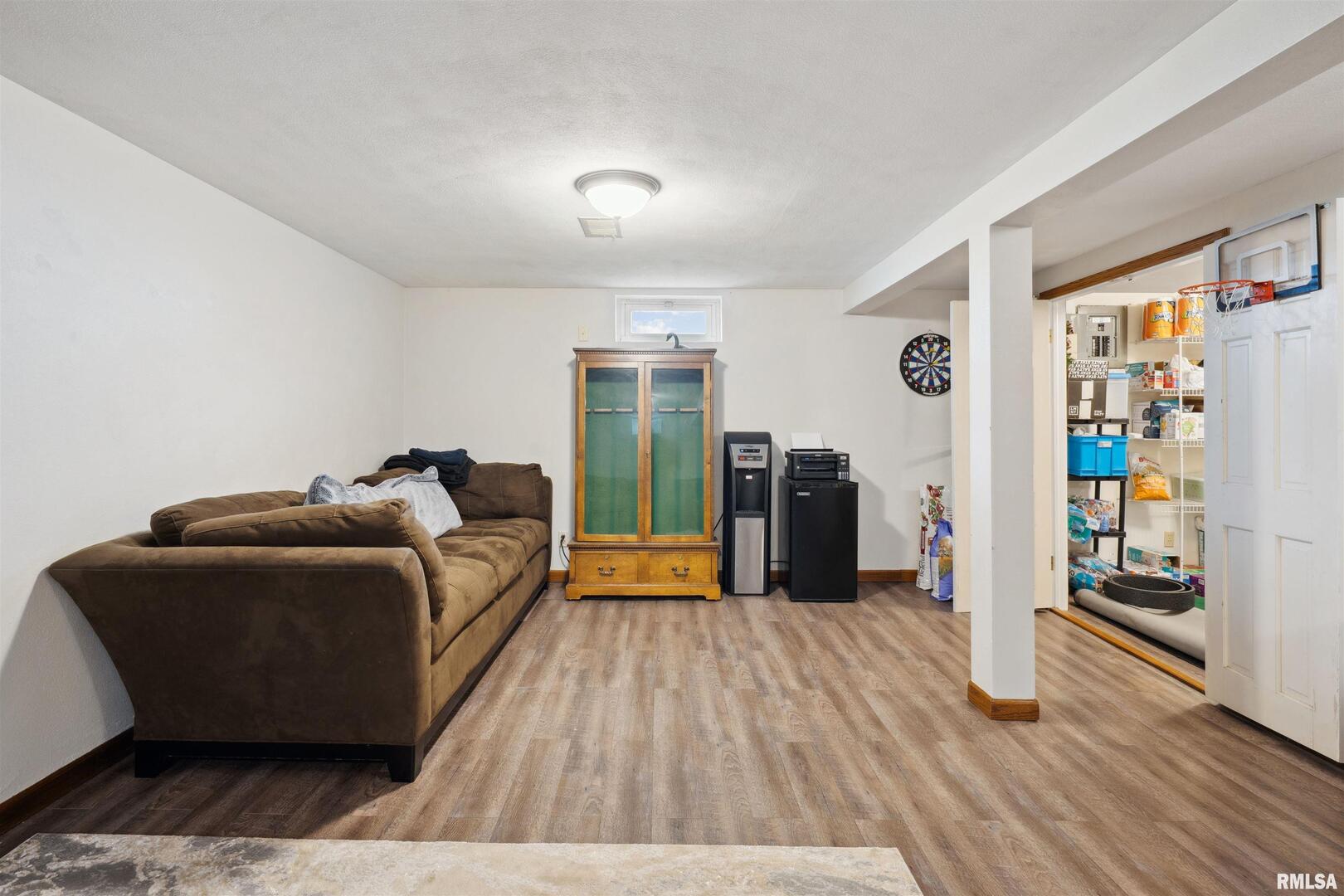 3003 42ND Street
