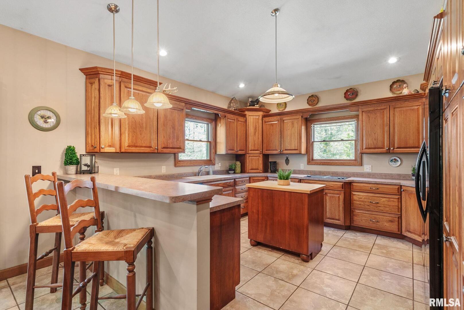 115 WOODLAND Drive