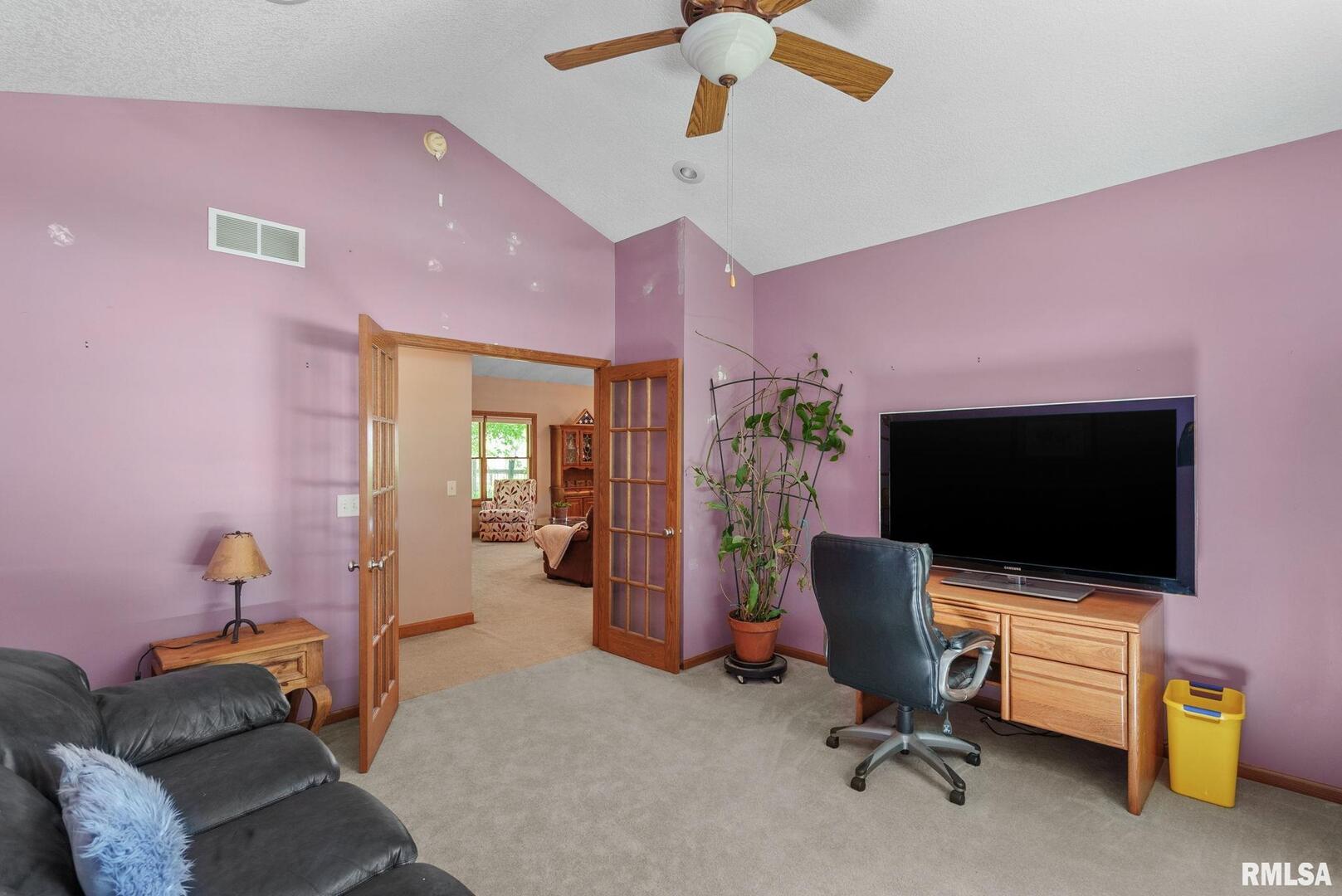 115 WOODLAND Drive