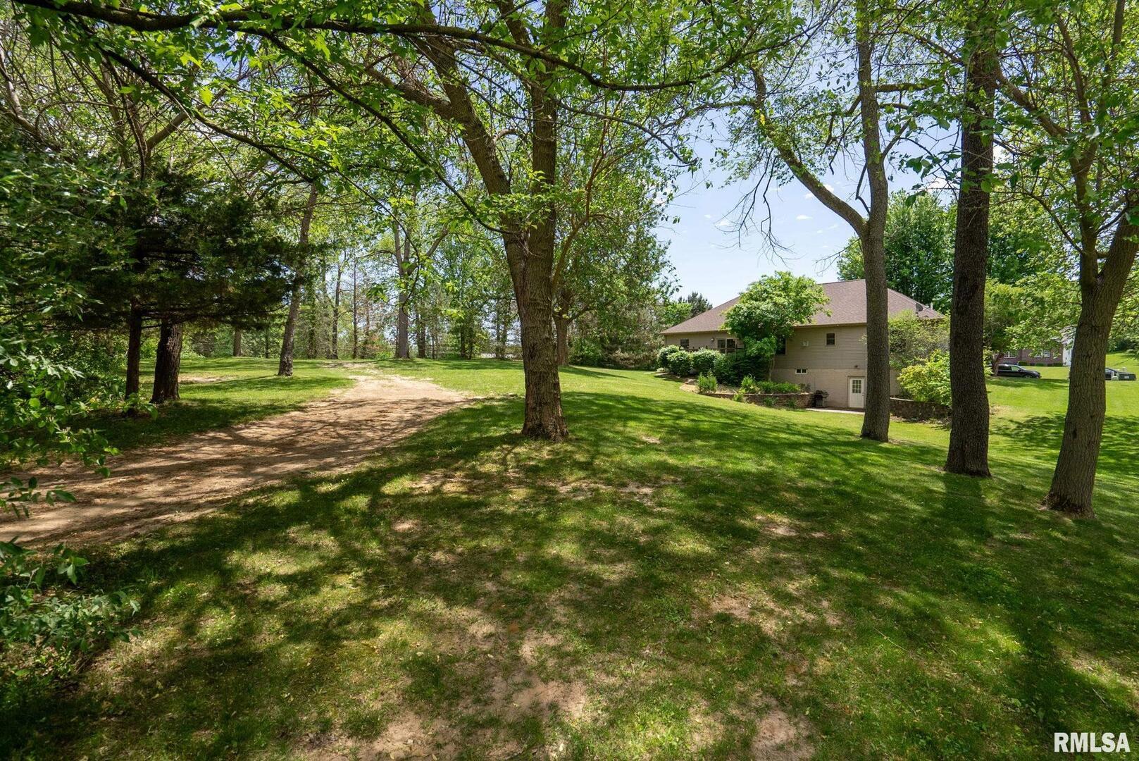 115 WOODLAND Drive