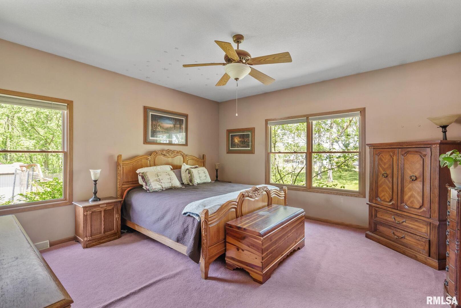 115 WOODLAND Drive