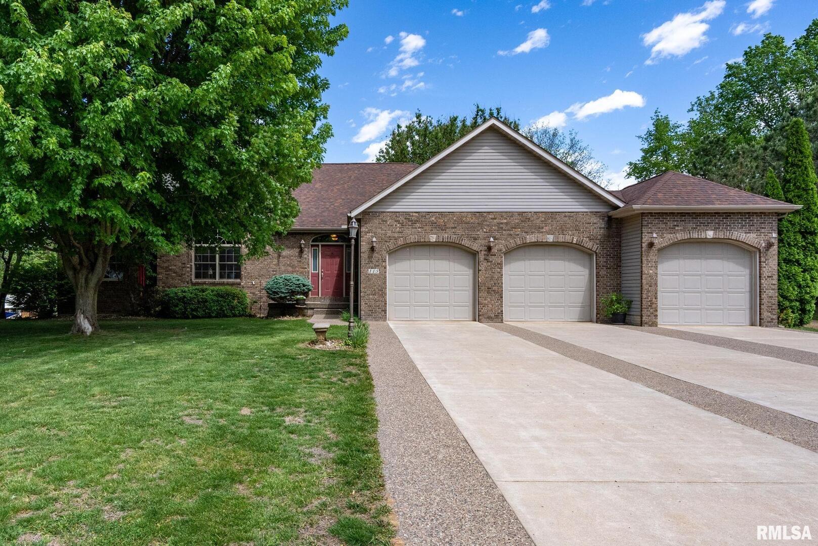 115 WOODLAND Drive