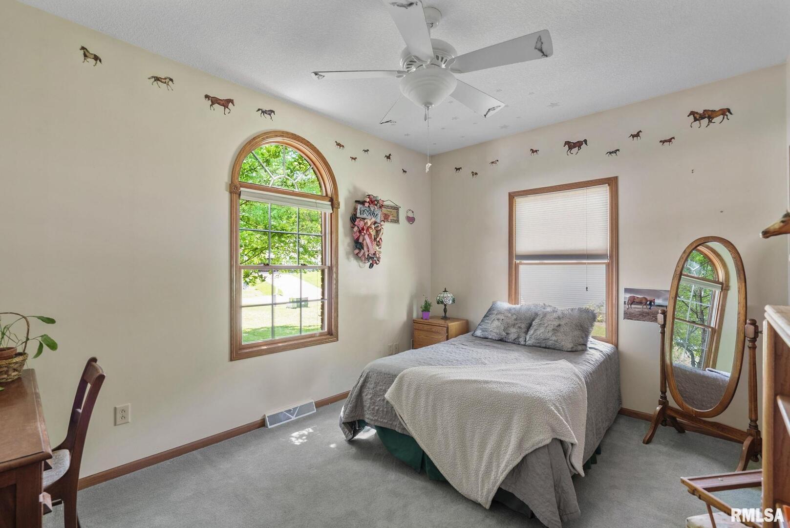 115 WOODLAND Drive