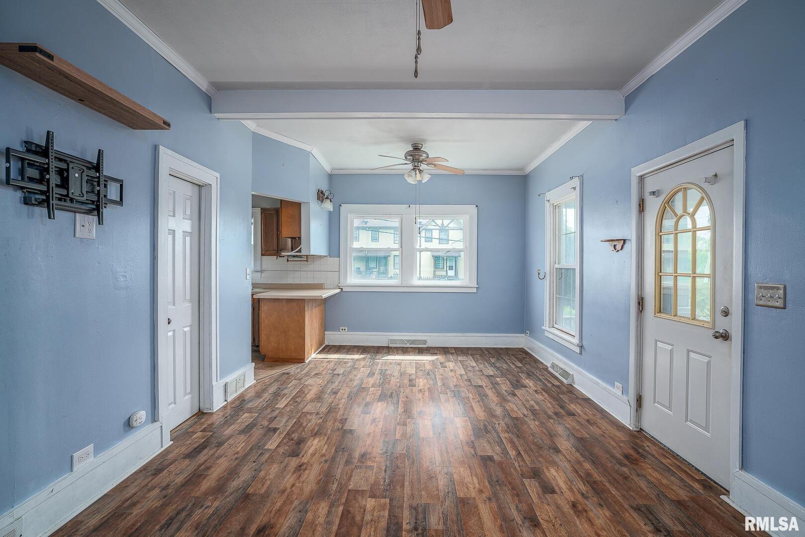 2721 11TH Avenue Unit: B