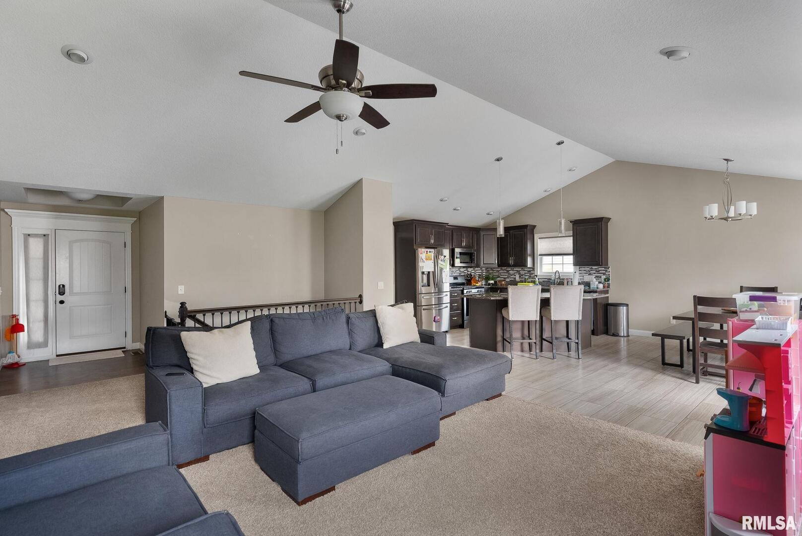 1625 W 71ST Street