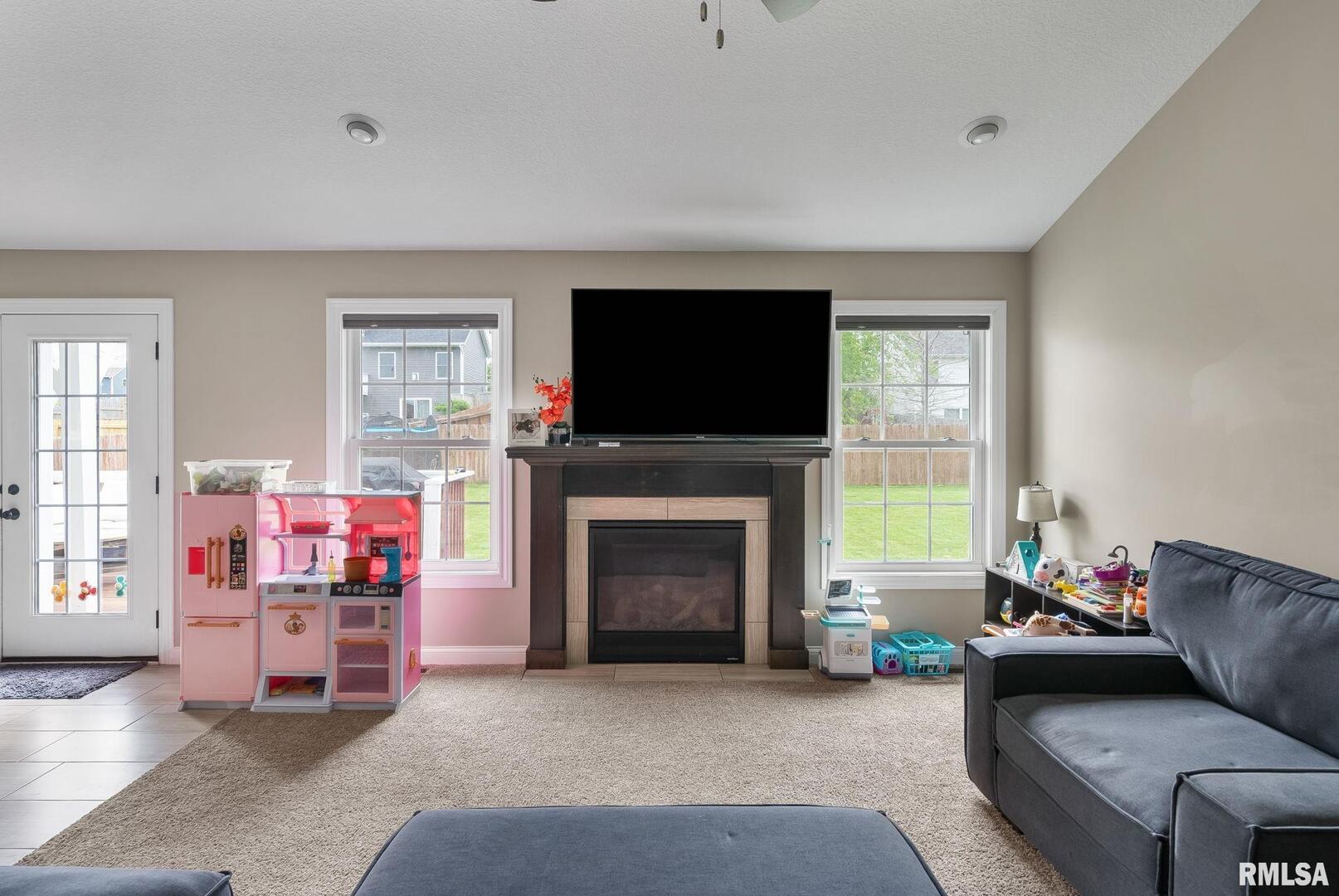 1625 W 71ST Street