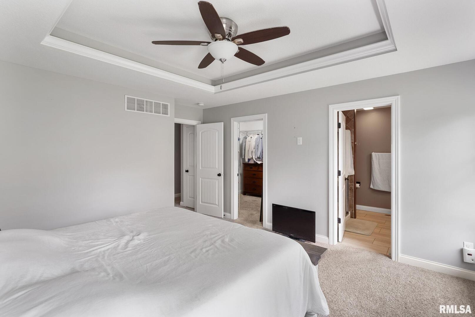 1625 W 71ST Street