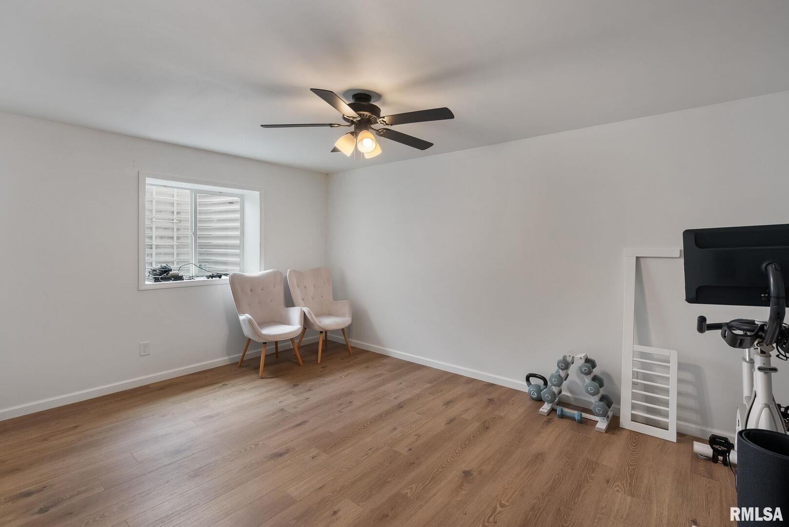 1625 W 71ST Street