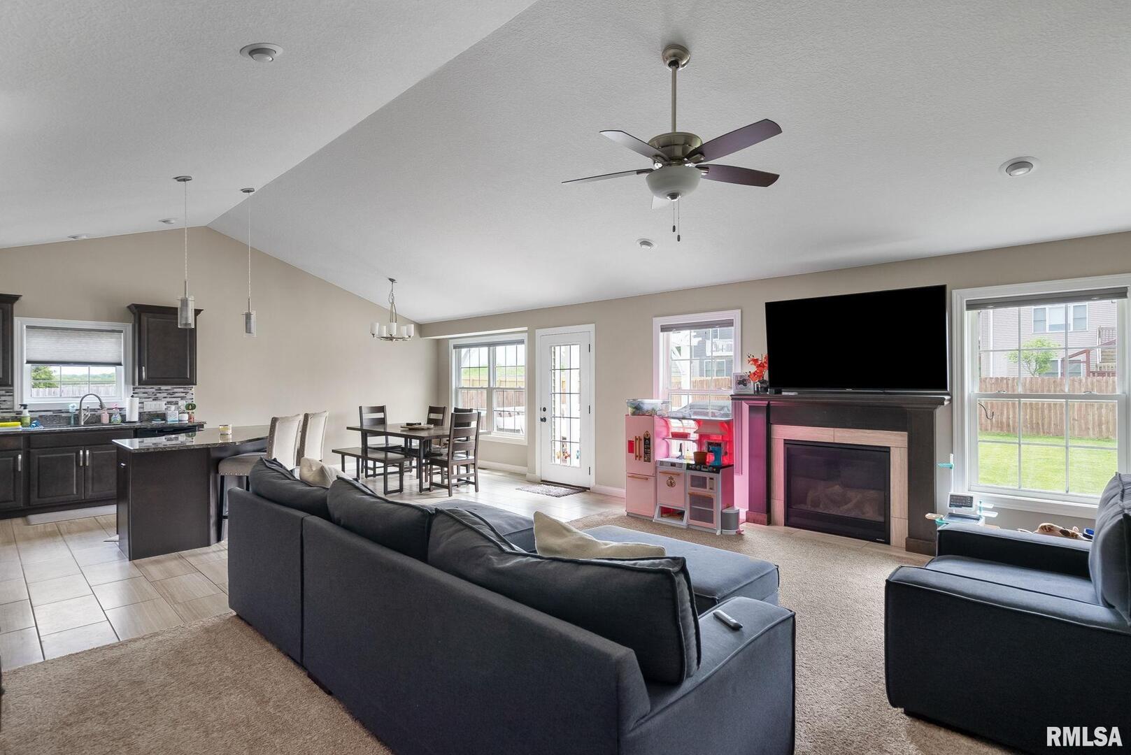 1625 W 71ST Street