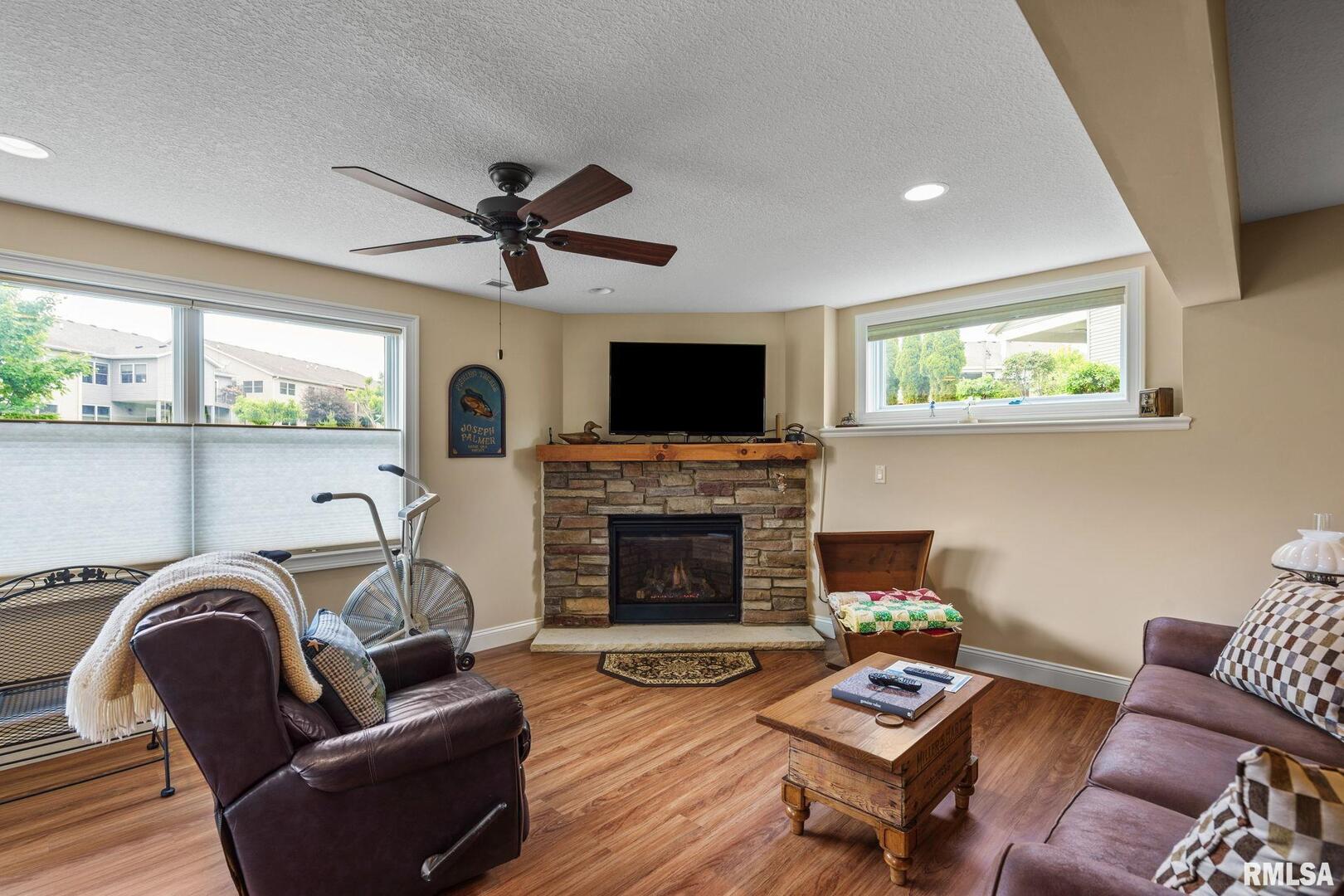 3608 Glengevlin Way