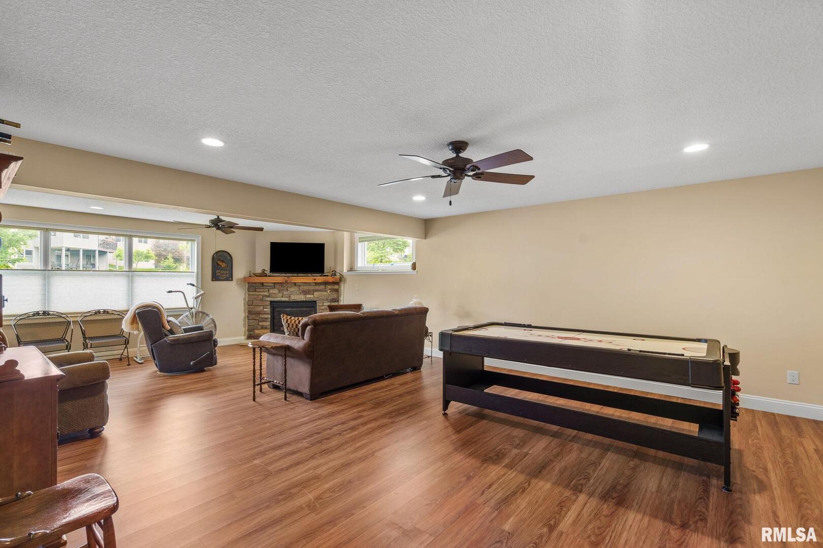 3608 Glengevlin Way