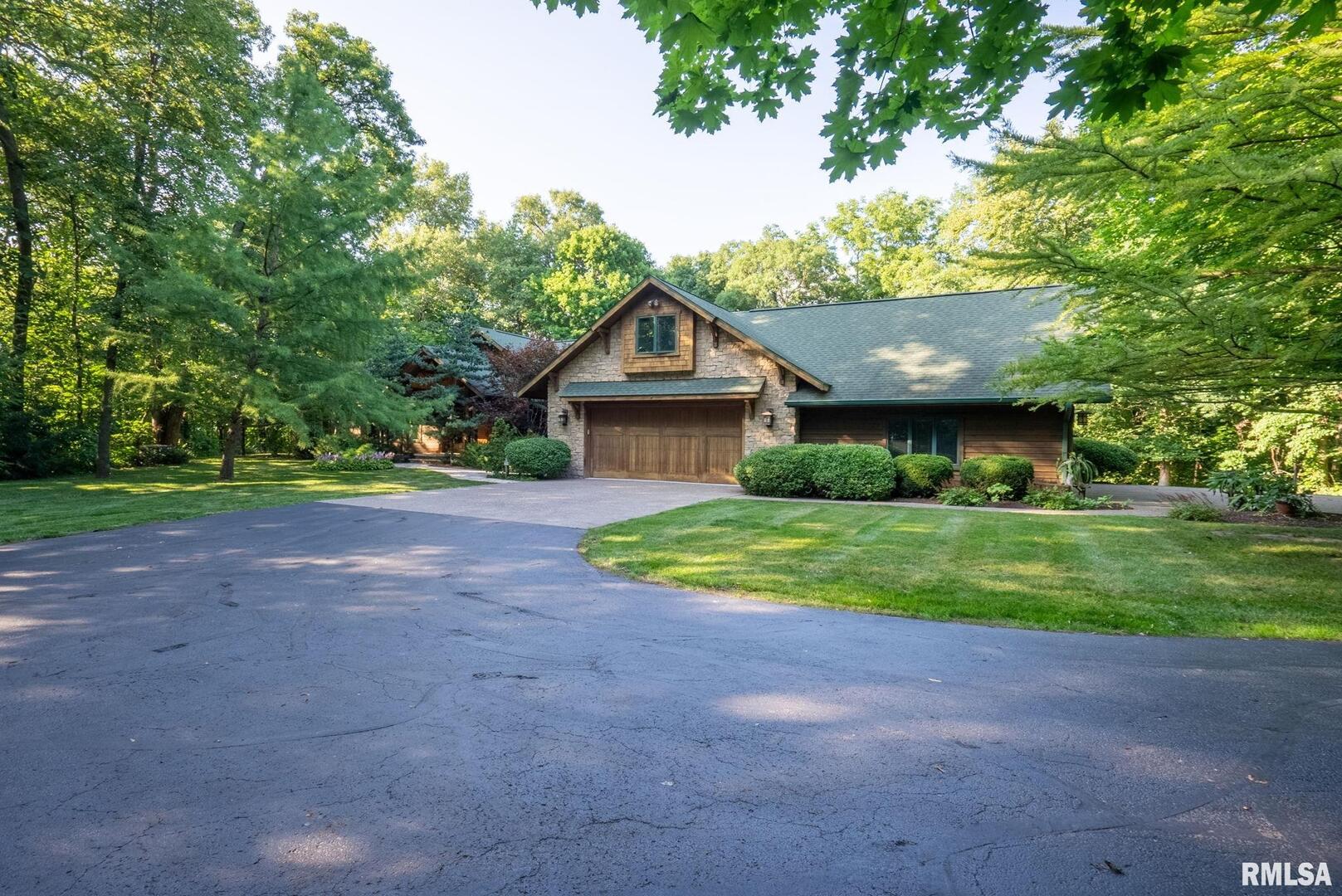7 AUTUMN CREEK Drive