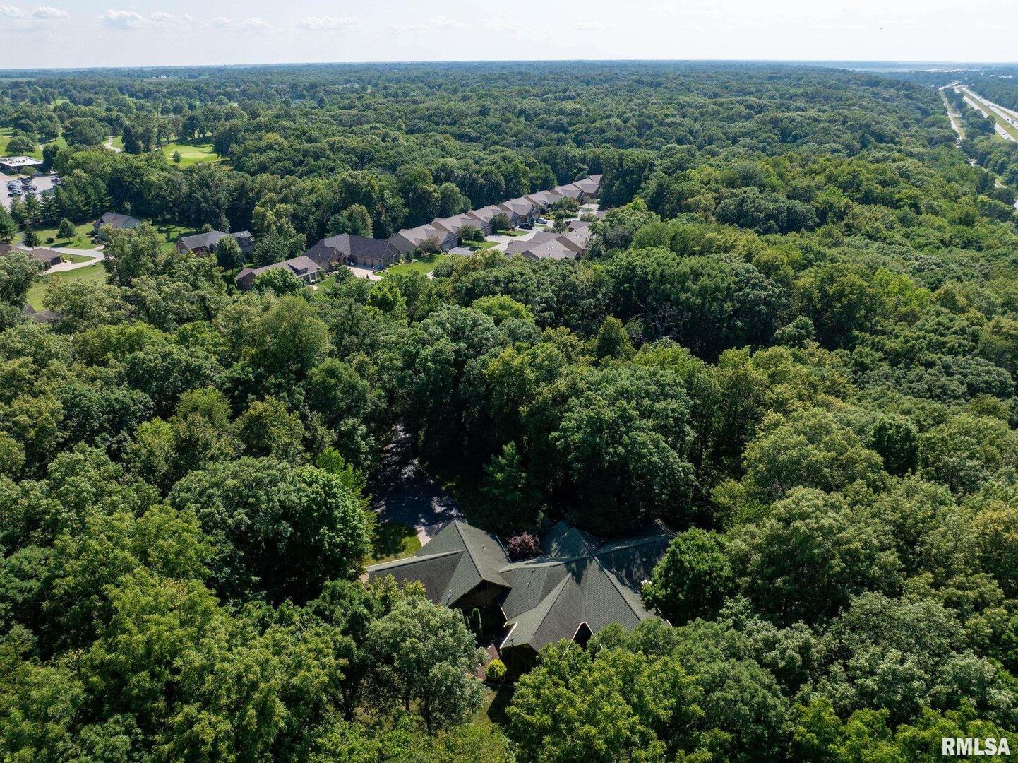 7 AUTUMN CREEK Drive