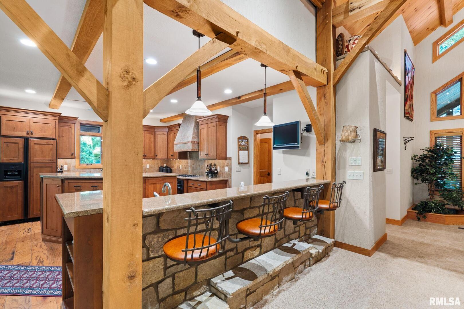 7 AUTUMN CREEK Drive