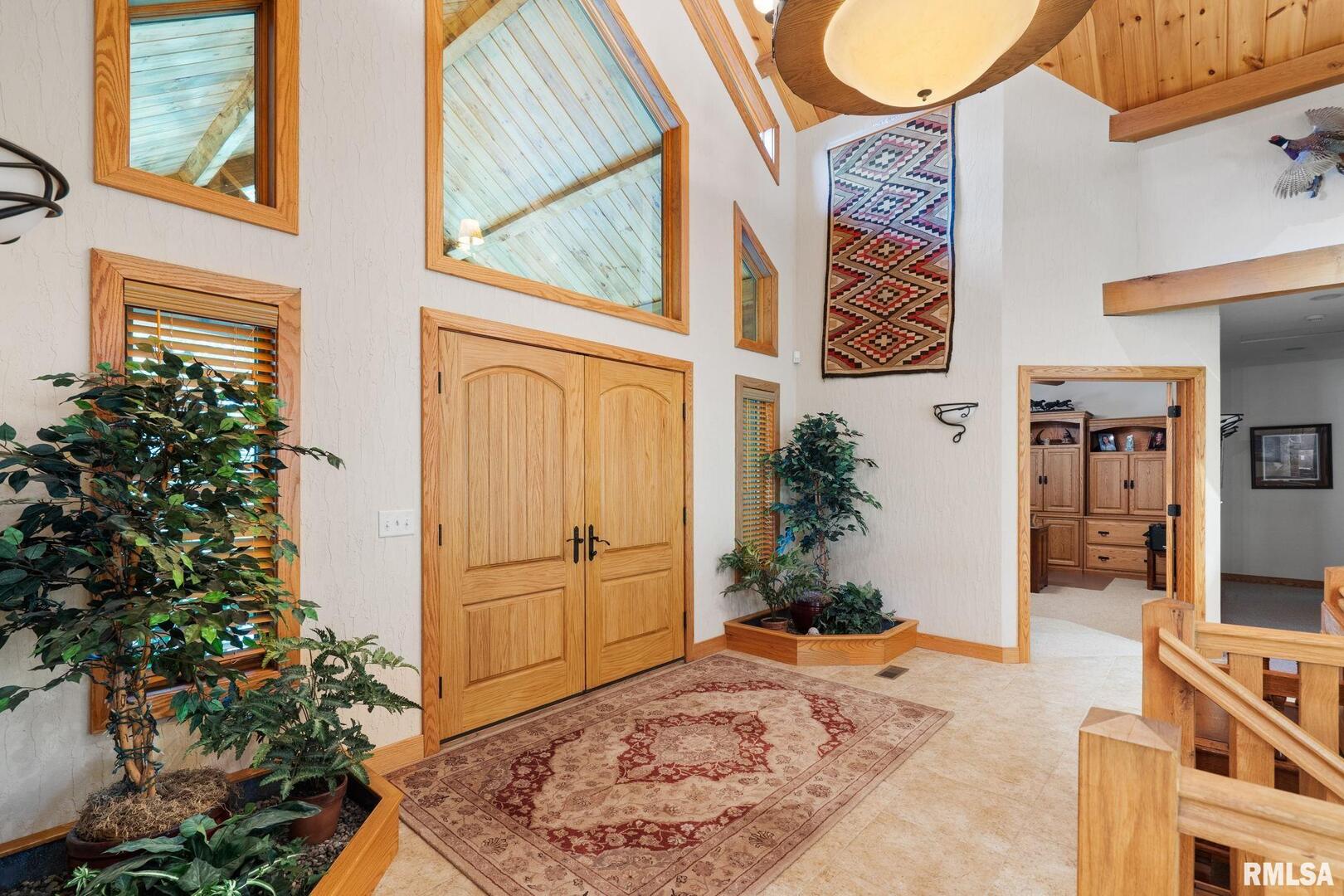 7 AUTUMN CREEK Drive