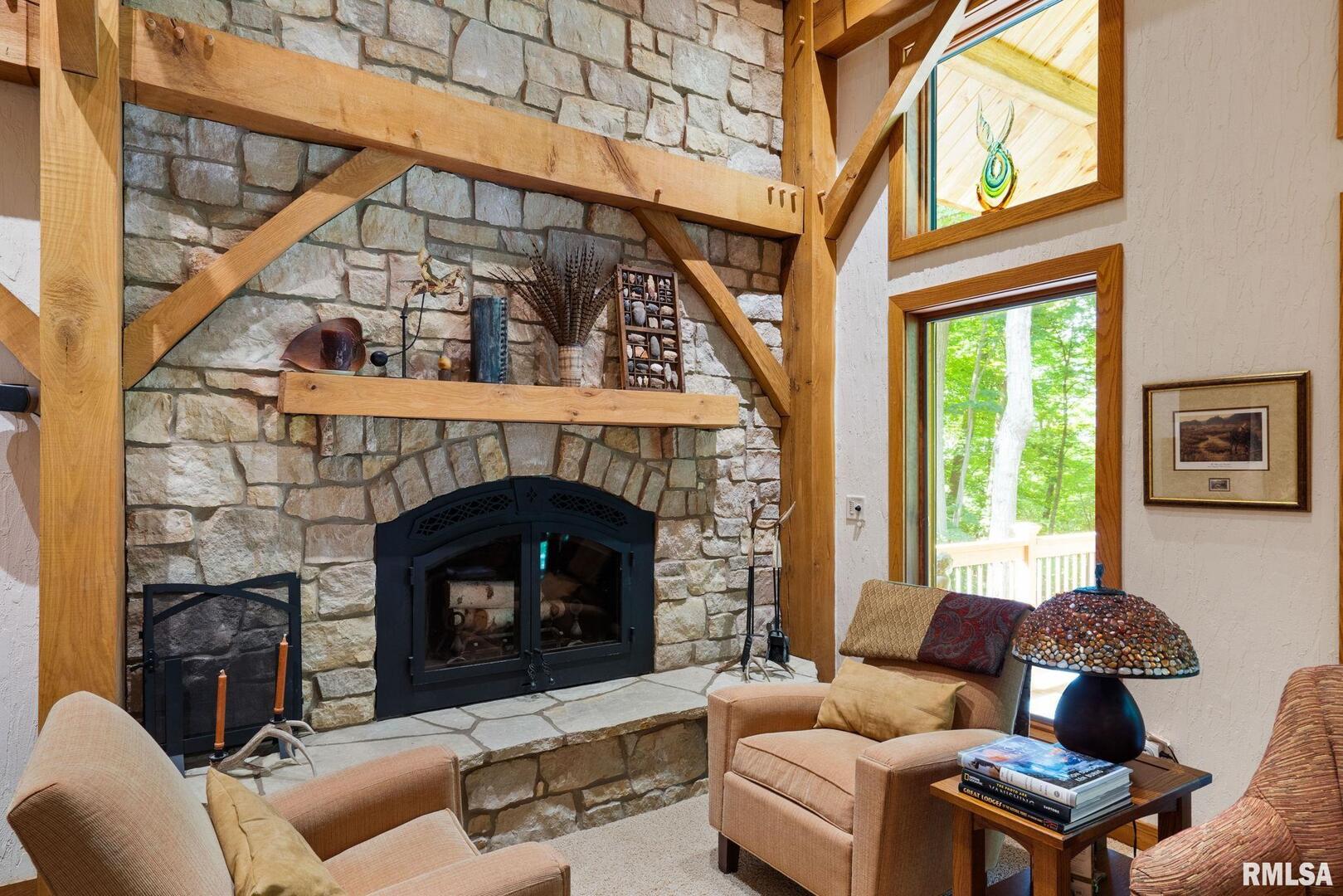 7 AUTUMN CREEK Drive