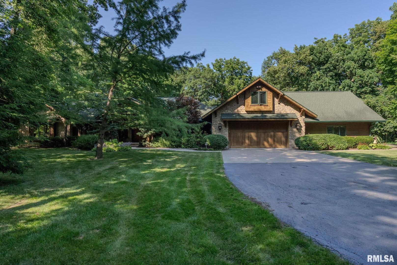 7 AUTUMN CREEK Drive