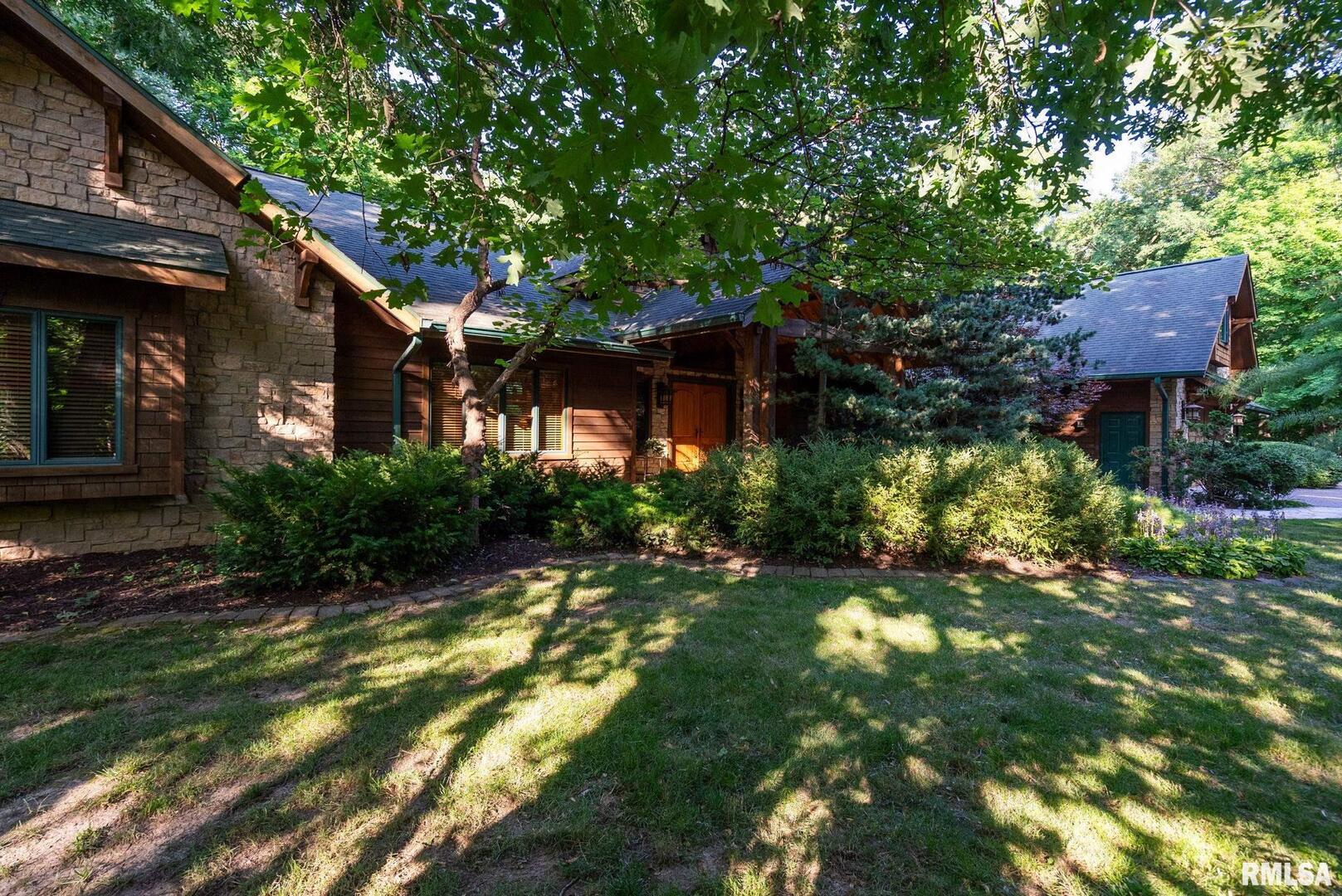 7 AUTUMN CREEK Drive