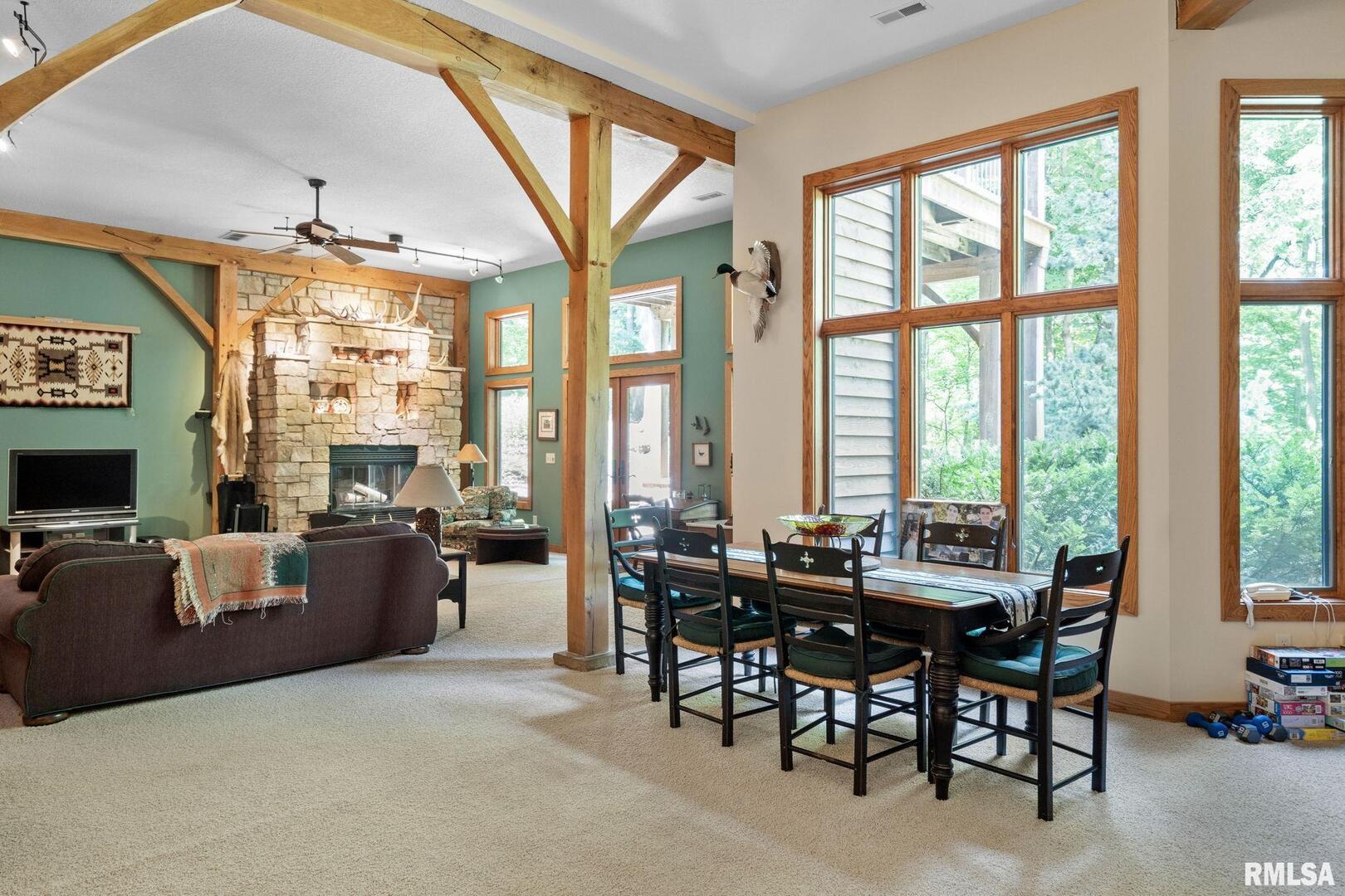 7 AUTUMN CREEK Drive