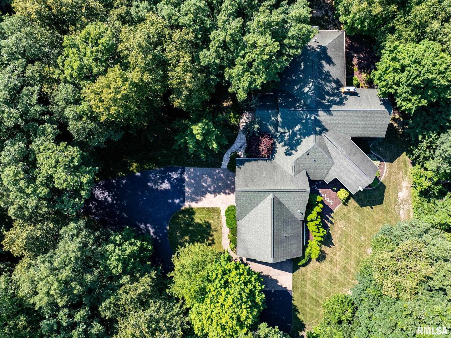 7 AUTUMN CREEK Drive
