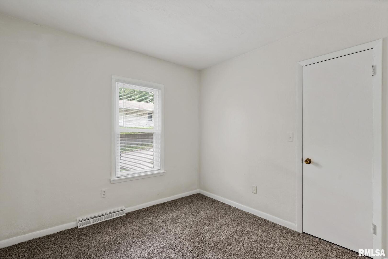 18 RIVERVIEW Lane
