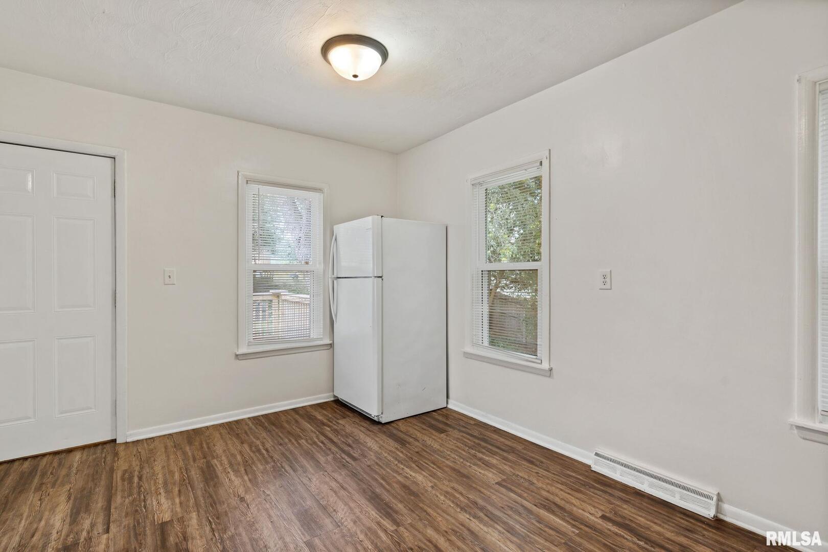 18 RIVERVIEW Lane