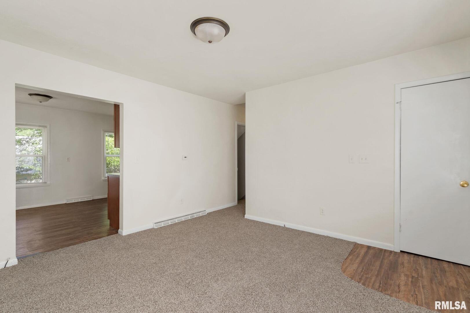 18 RIVERVIEW Lane