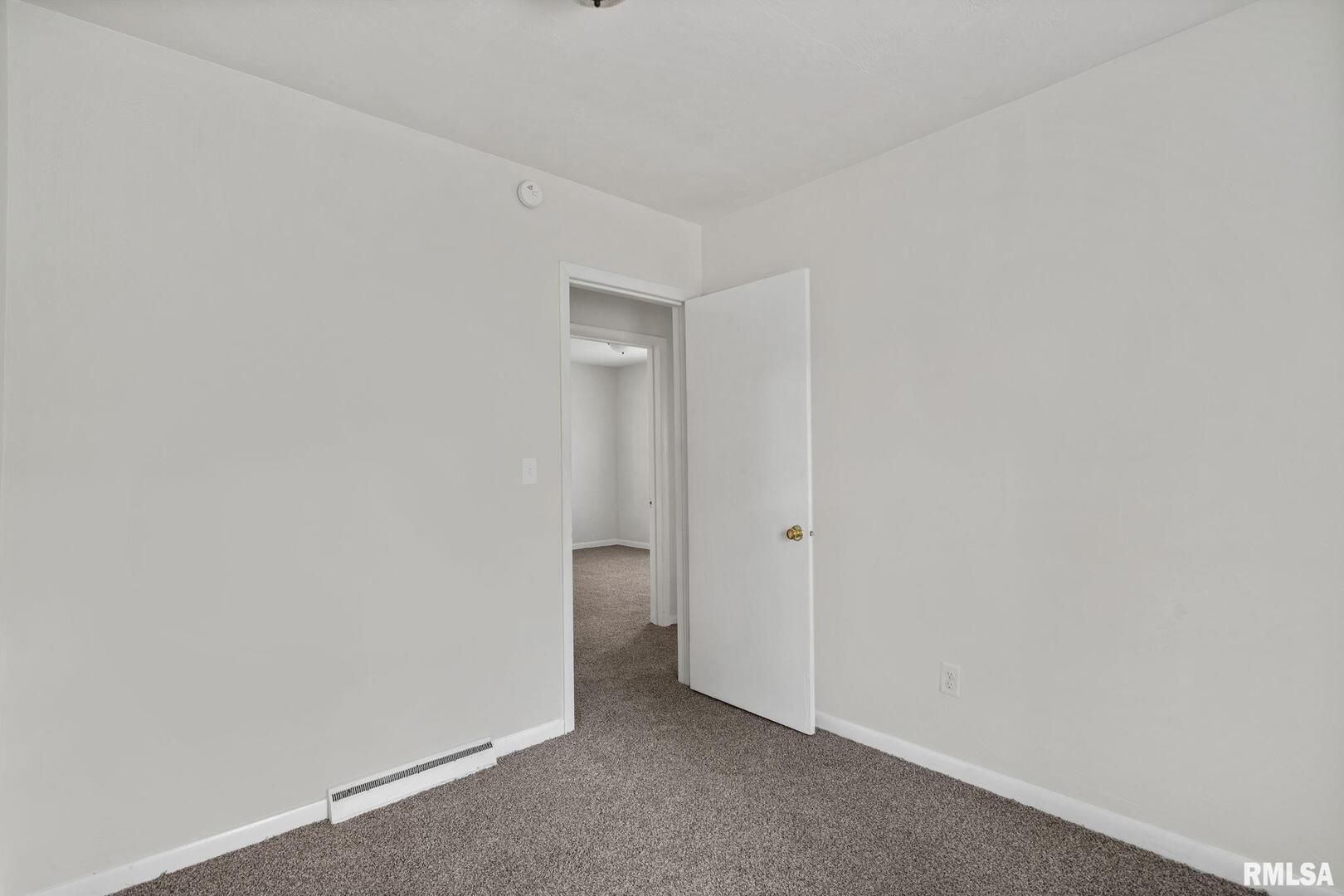 18 RIVERVIEW Lane