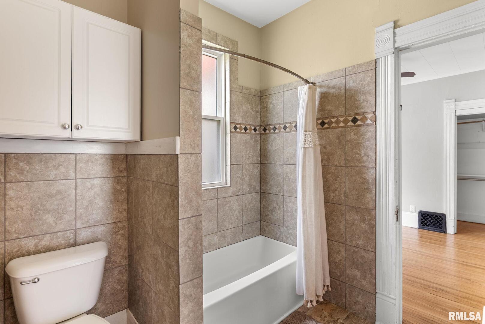 117 W 14TH Street