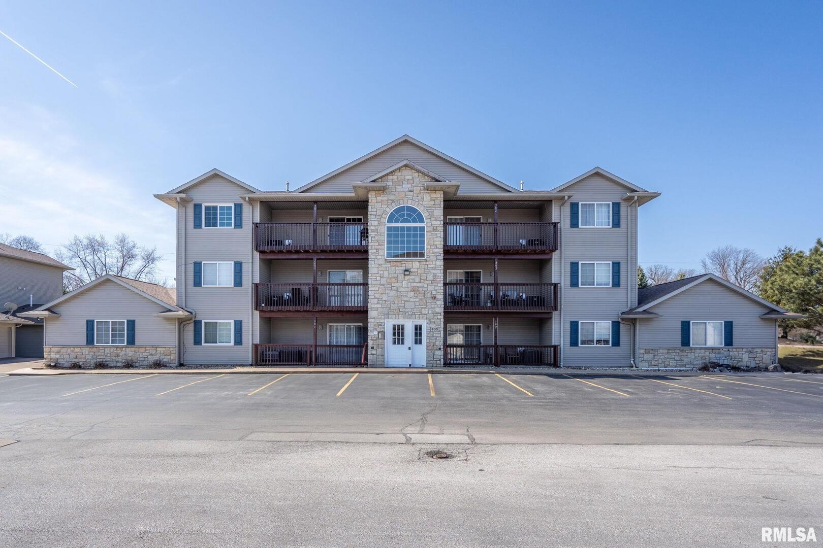 105 E PRICE Street