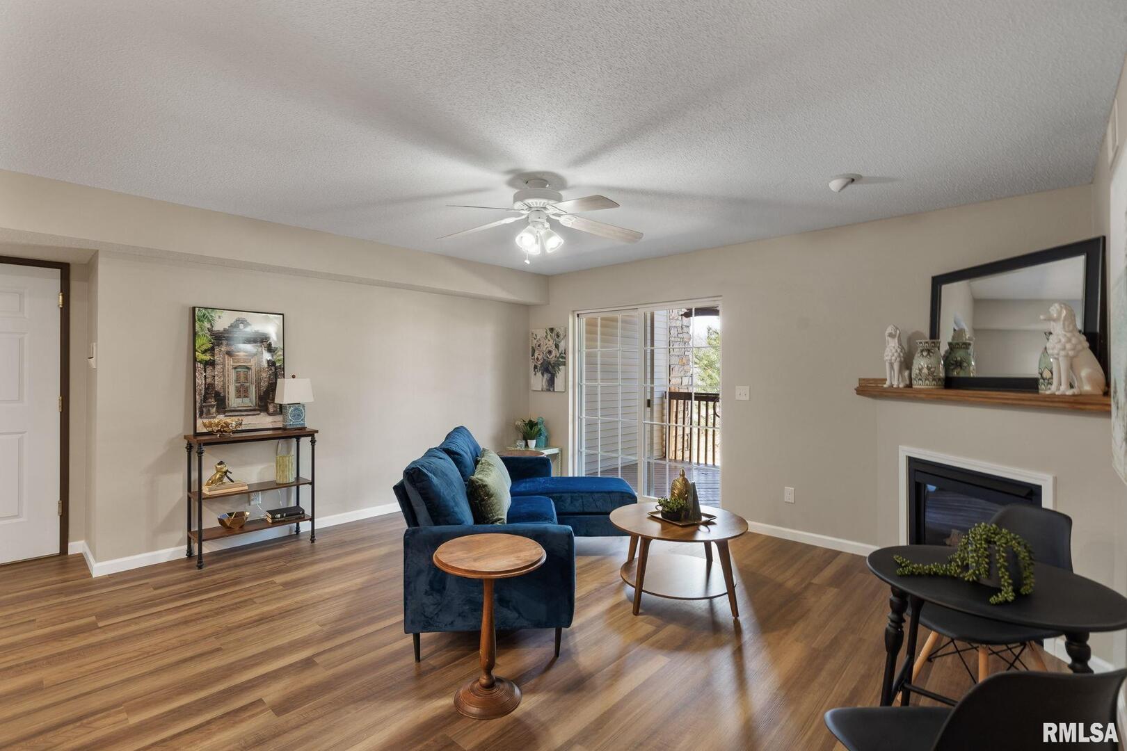 105 E PRICE Street