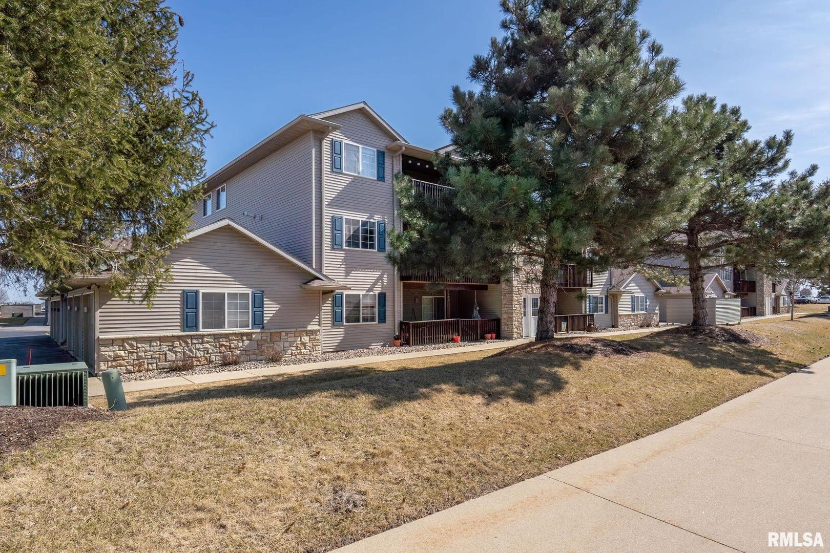105 E PRICE Street