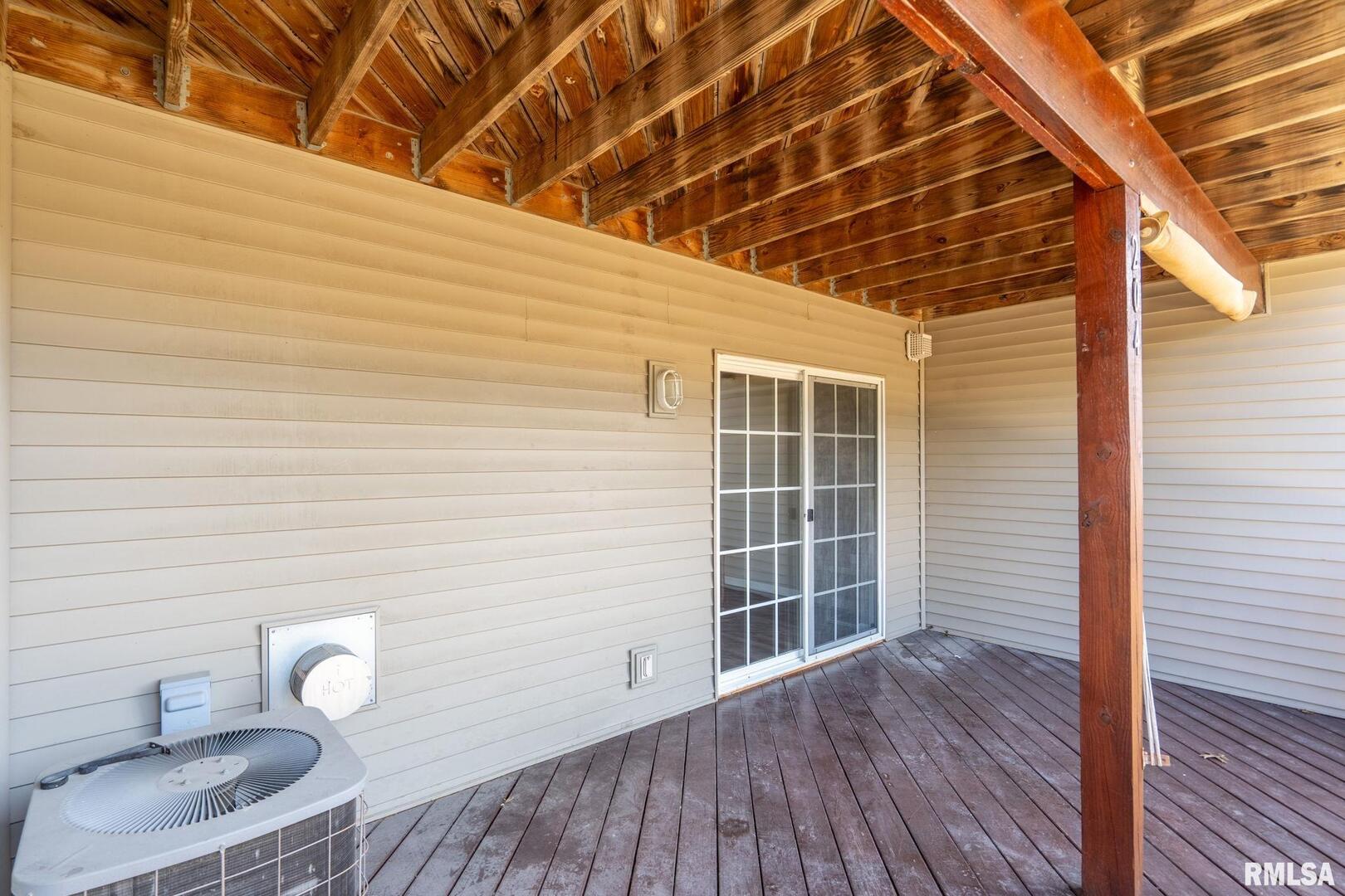 105 E PRICE Street