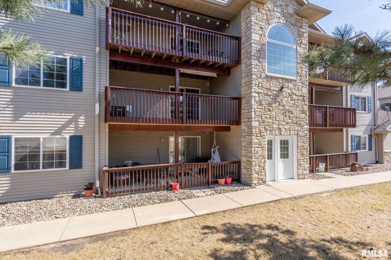 105 E PRICE Street