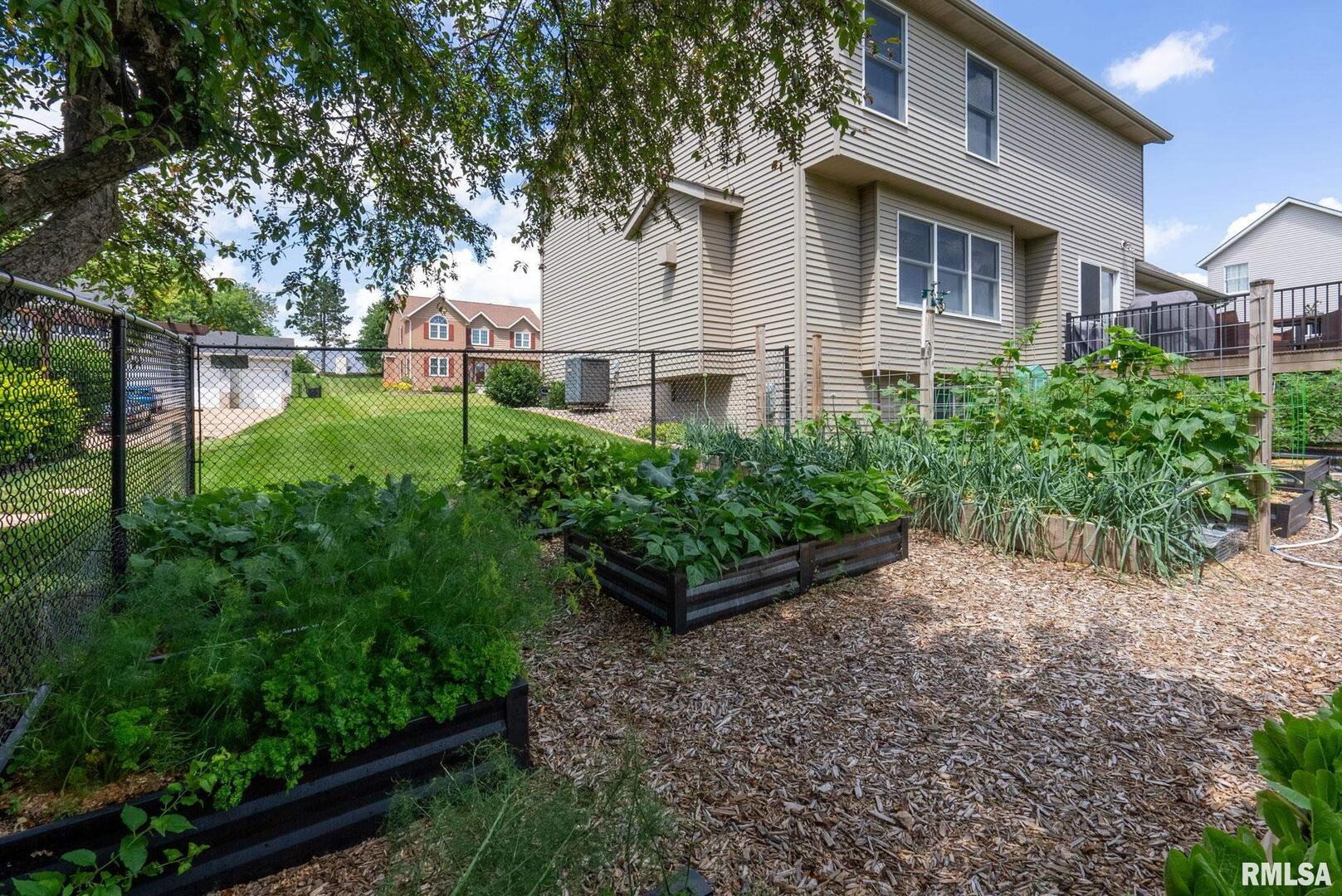 79 PARK VIEW Drive