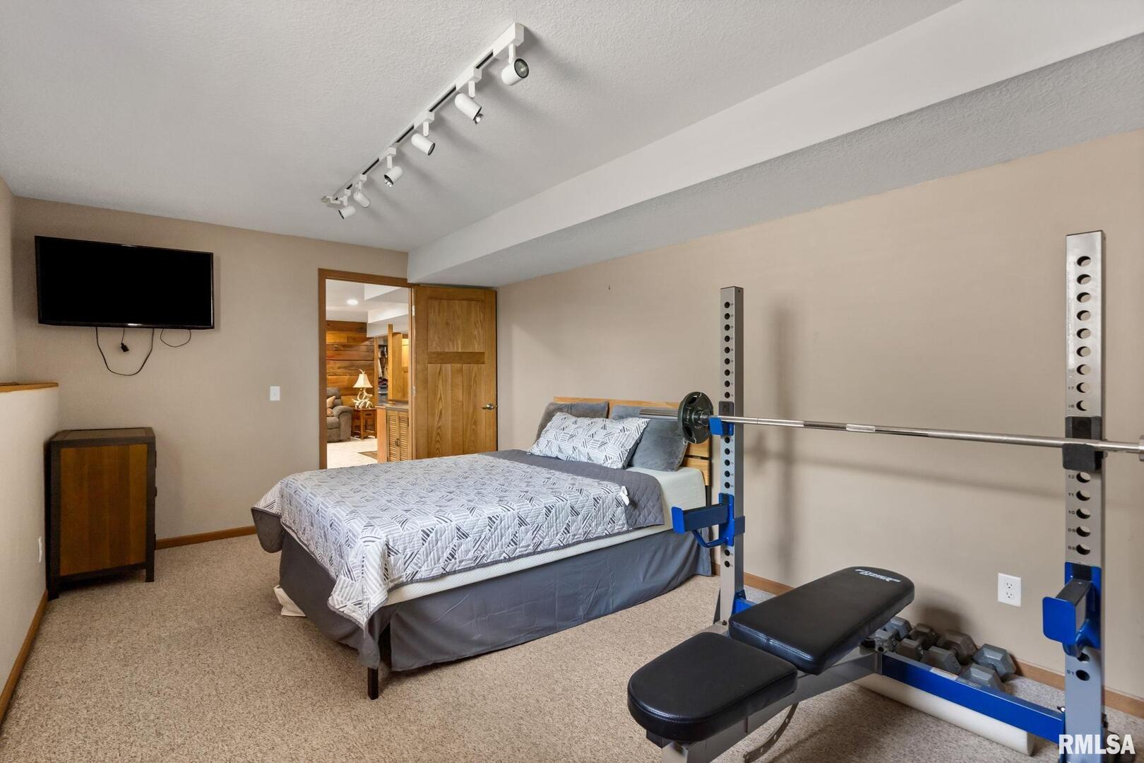 79 PARK VIEW Drive