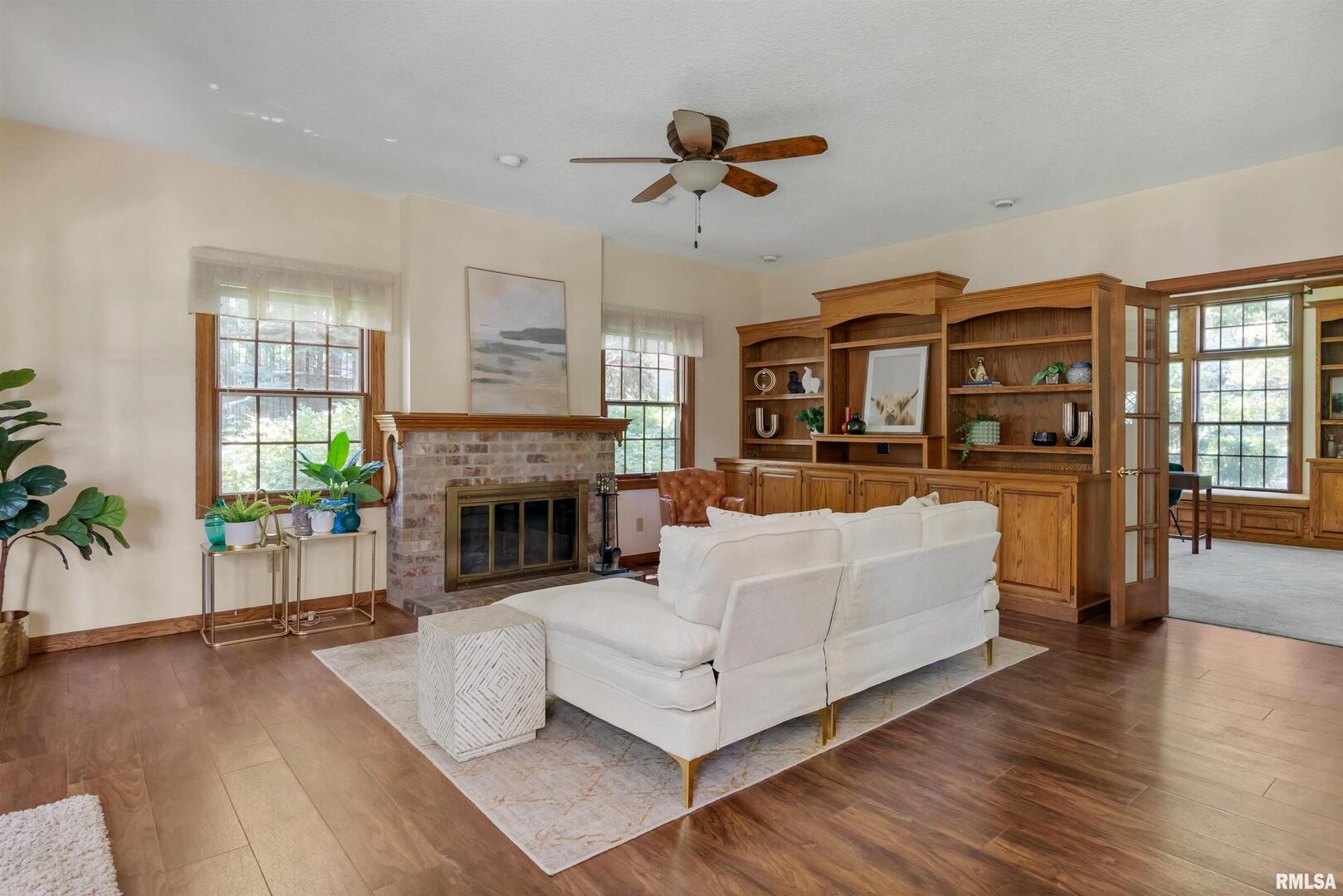 4589 PEPPERWOOD Lane
