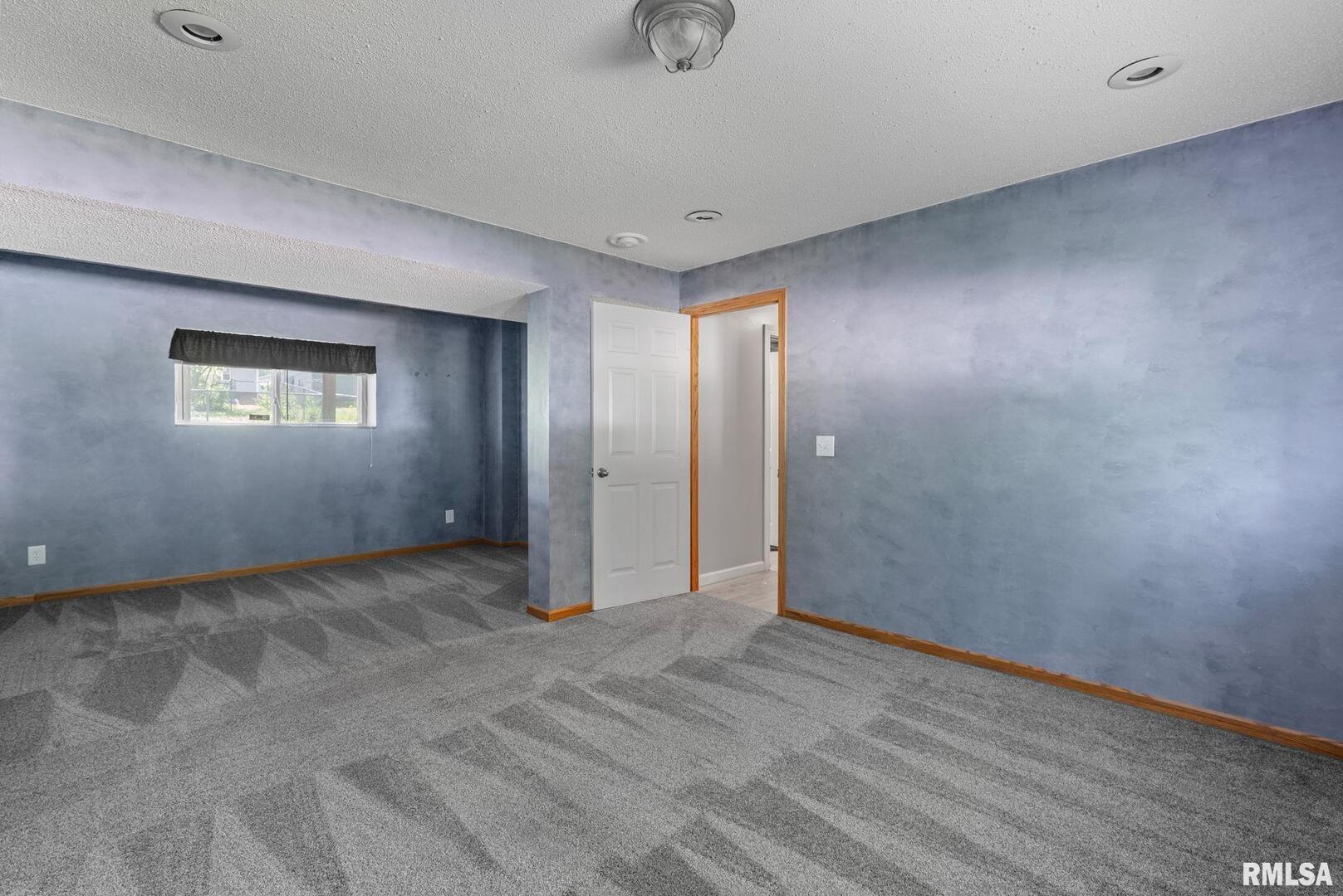 5809 HILLANDALE Road