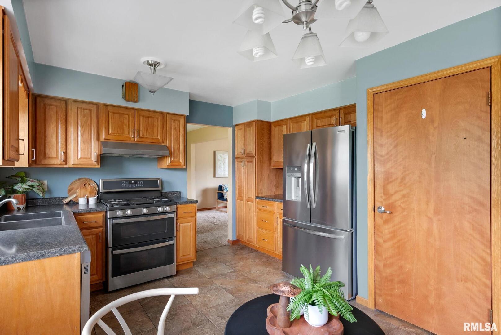 505 N 7TH Street