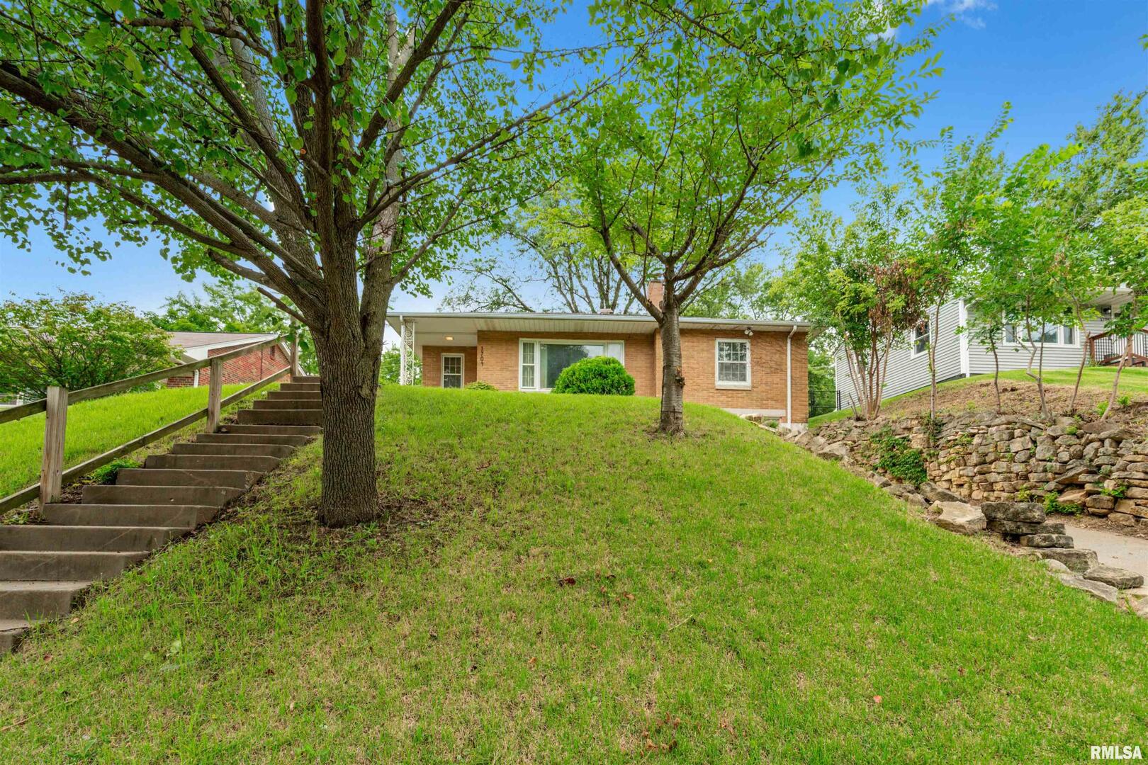 1704 JERSEY RIDGE Road