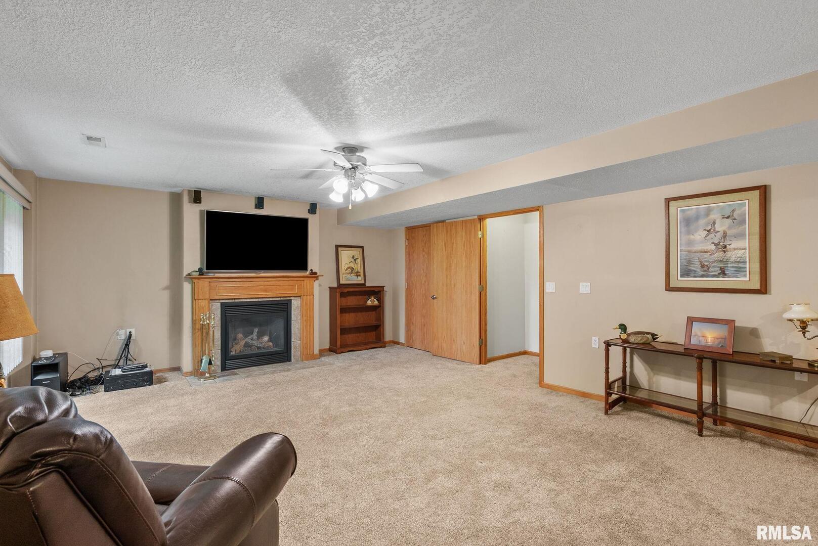 1616 SHADY GLEN Drive