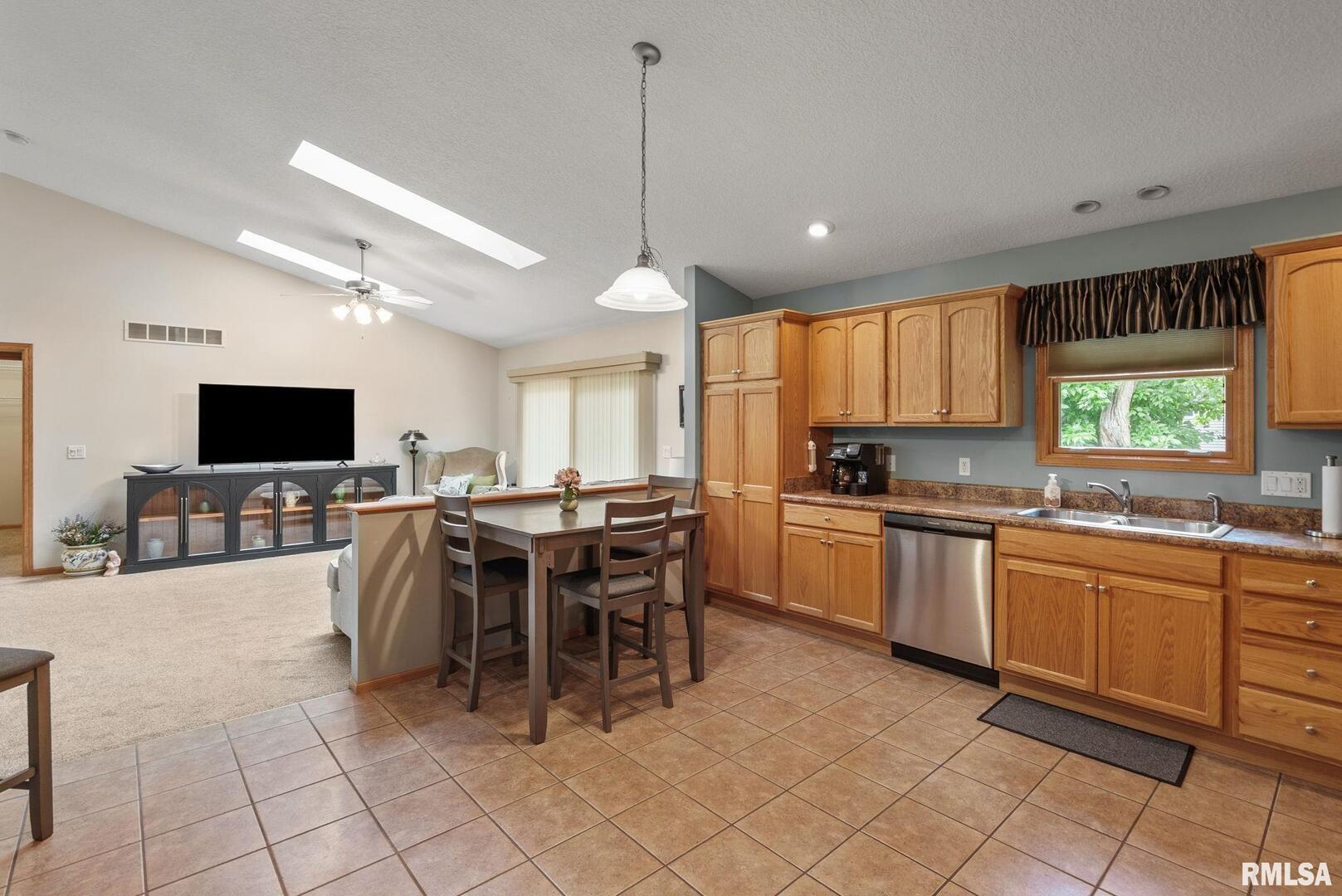 1616 SHADY GLEN Drive