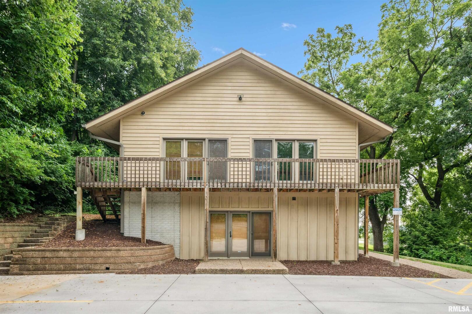 7601 JOHN DEERE Parkway