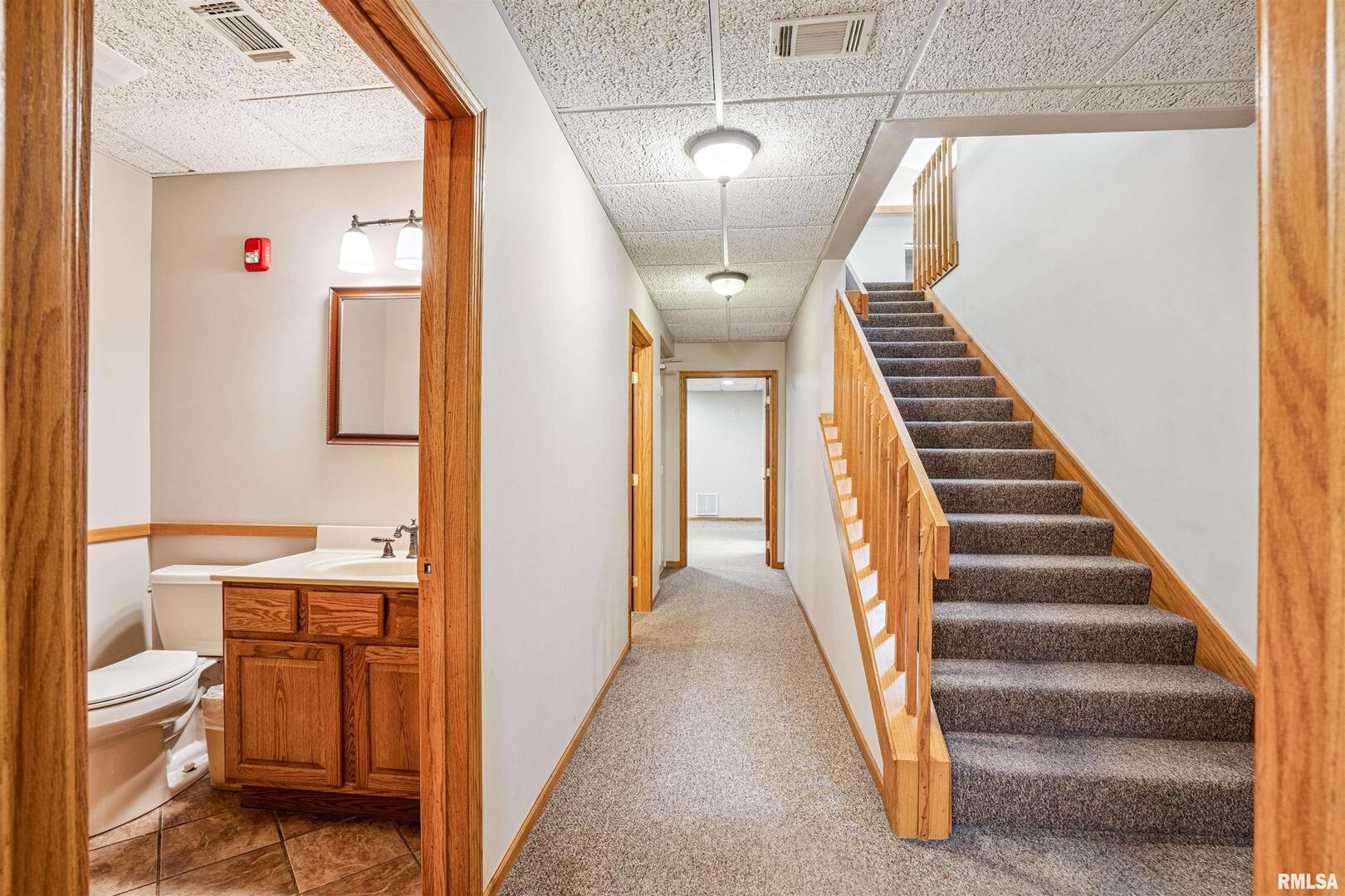 7601 JOHN DEERE Parkway