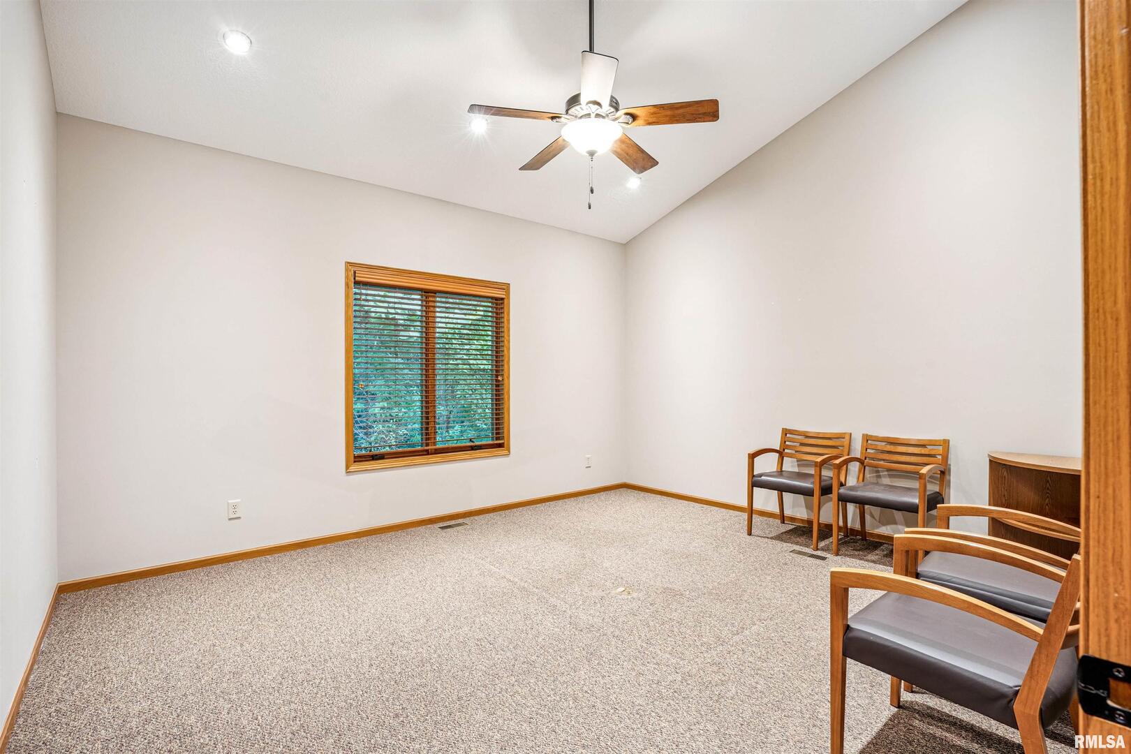 7601 JOHN DEERE Parkway