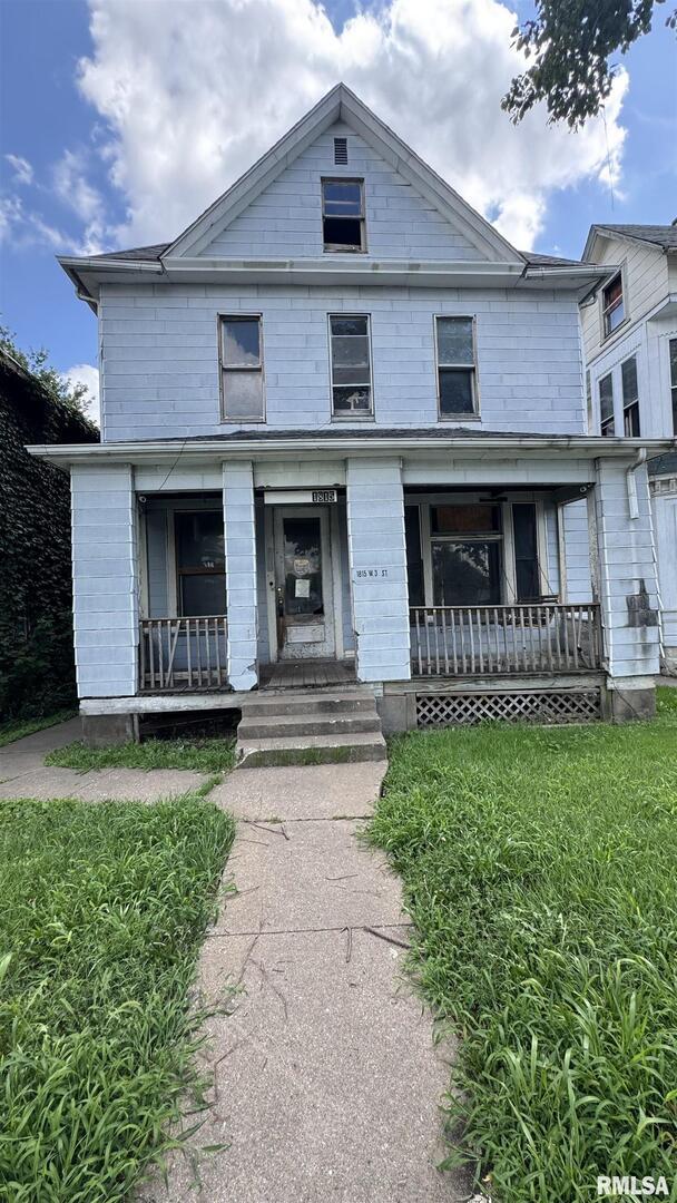 1815 W 3RD Street