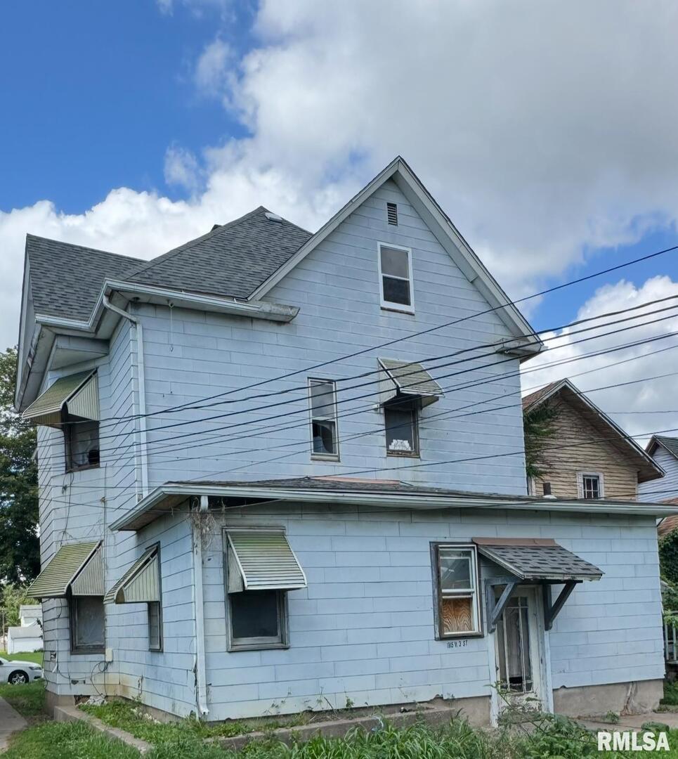 1815 W 3RD Street