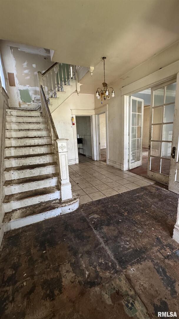 1815 W 3RD Street