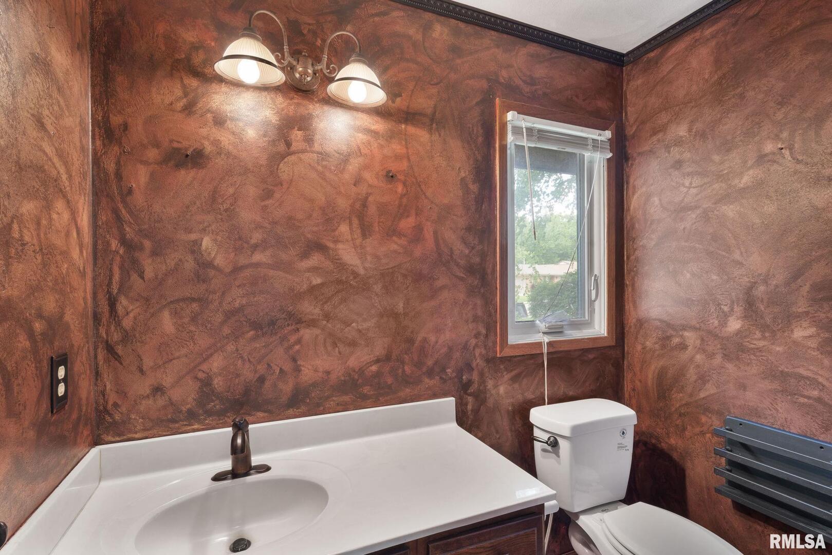 2906 27TH Avenue Unit: A